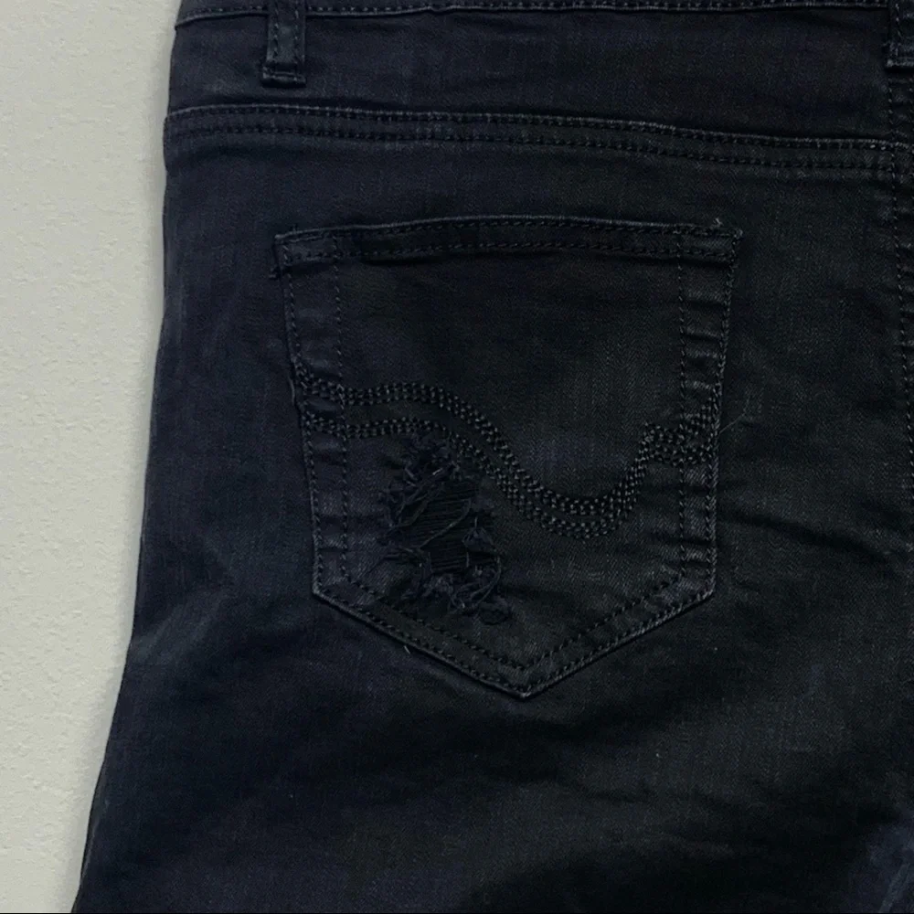 Machine Nouvelle Mode Women's Size 50 American Black Distressed Jean Shorts